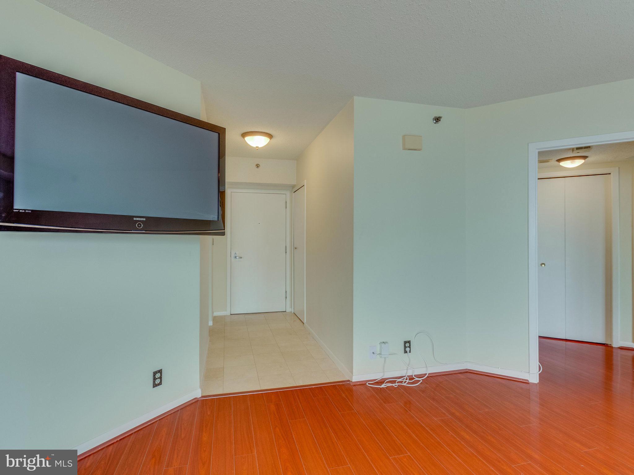 5505 Seminary Road, Unit 1314N Falls Church, VA 22041 - Photo 9 of 30 Interior (General)