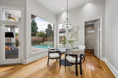 $1,570,000 | 5211 Pocahontas Street, Bellaire, TX 77401
