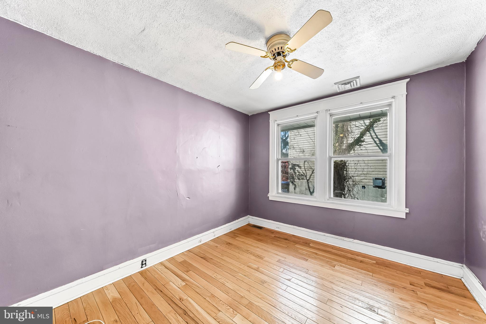 22 Partridge Avenue Ridley Park, PA 19078 - Photo 15 of 32 BEDROOM 2 - FIRST FLOOR