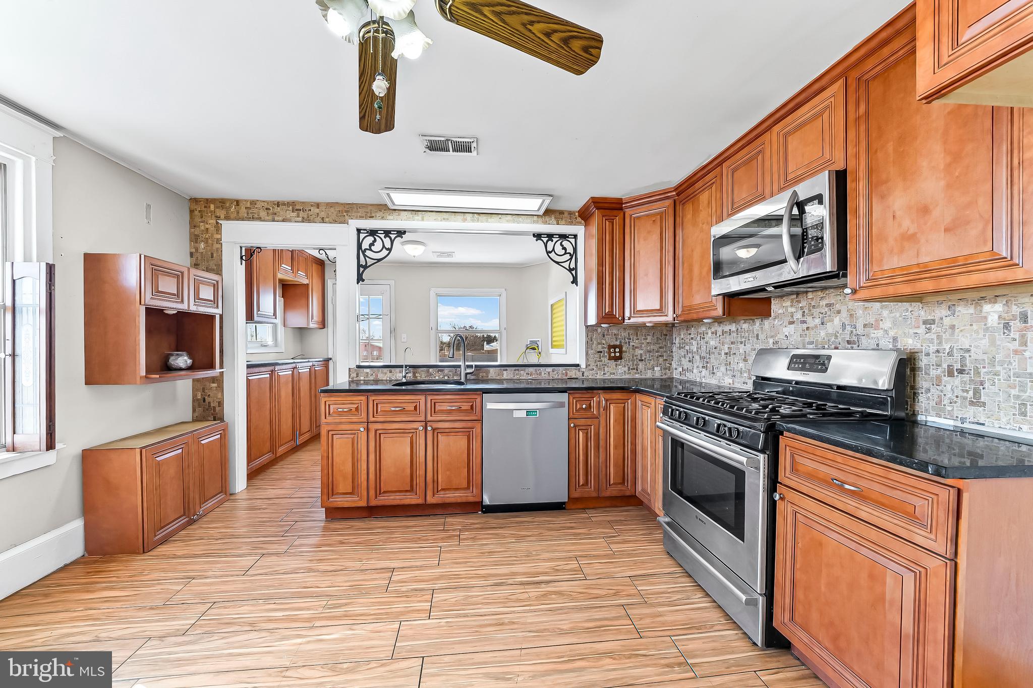 22 Partridge Avenue Ridley Park, PA 19078 - Photo 10 of 32 KITCHEN