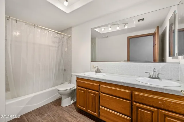 $749,950 | 2051 West Ave L8, Lancaster, CA 93534