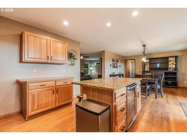 $879,900 | 44450 Southeast Tuckridge Road, Sandy, OR 97055