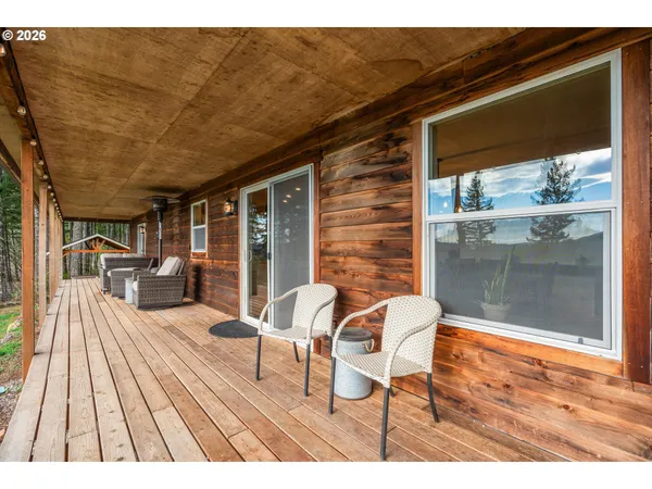 $879,900 | 44450 Southeast Tuckridge Road, Sandy, OR 97055