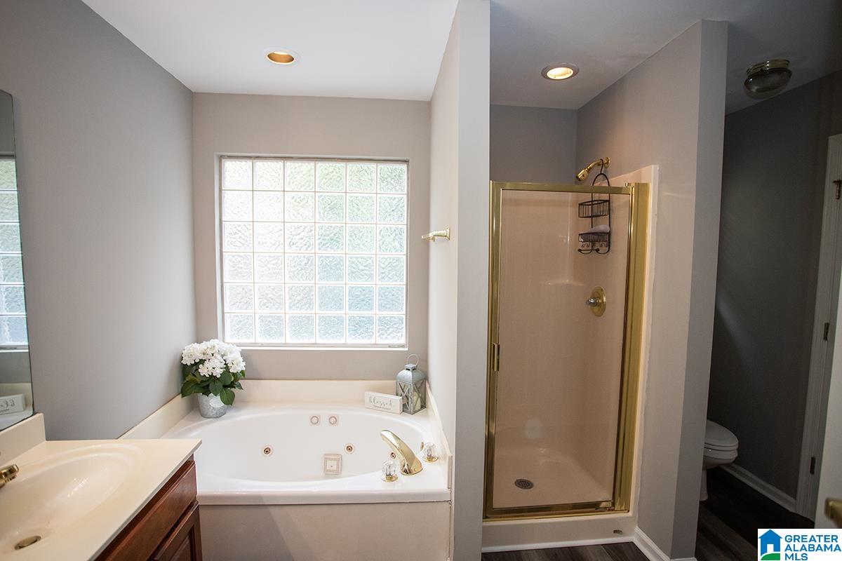 240 Warwick Lane Alabaster, AL 35007 - Photo 18 of 37