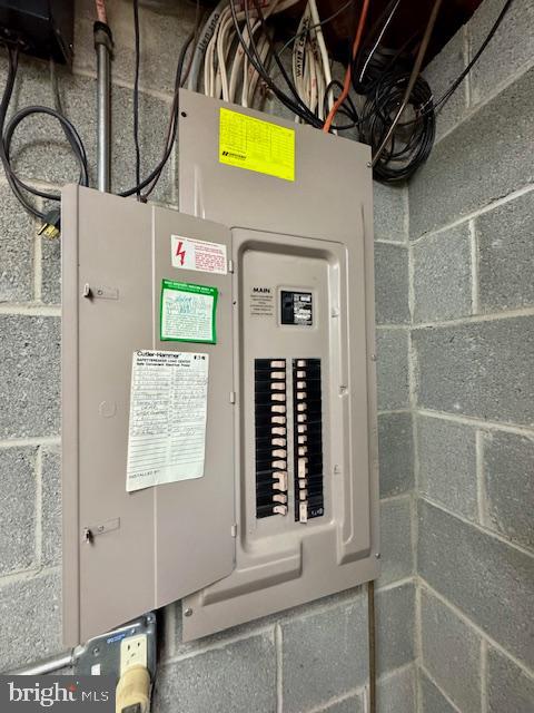 72 Cynthia Court Elkton, MD 21921 - Photo 39 of 61 Labelled Electric Panel