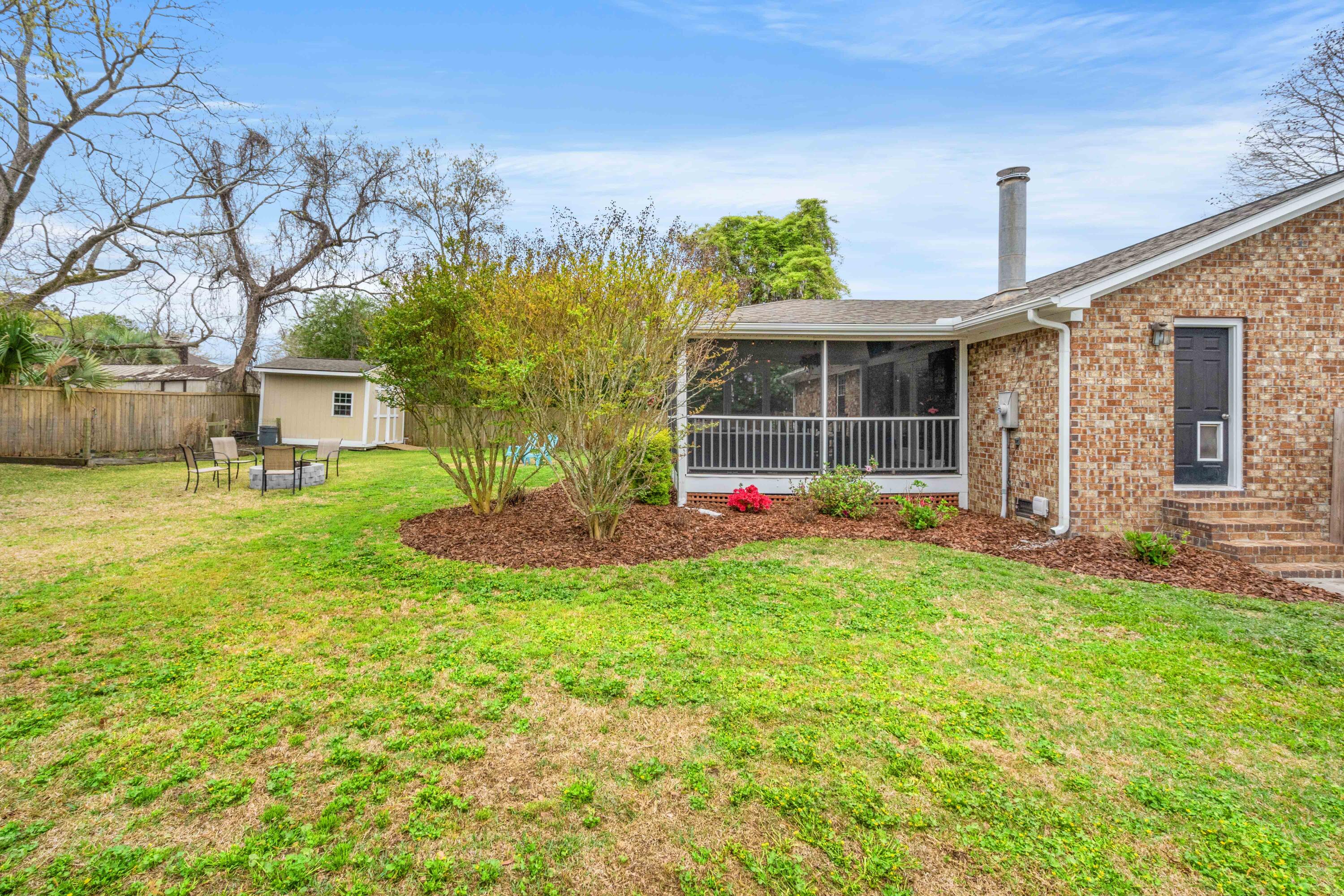 1515 Wakendaw Road Mount Pleasant, SC 29464 - Photo 29 of 30 EYE00009
