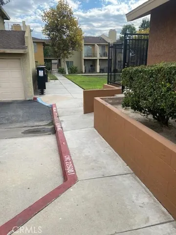 $304,000 | 1025-1025 North Tippecanoe Avenue, Unit 125, San Bernardino, CA 92410