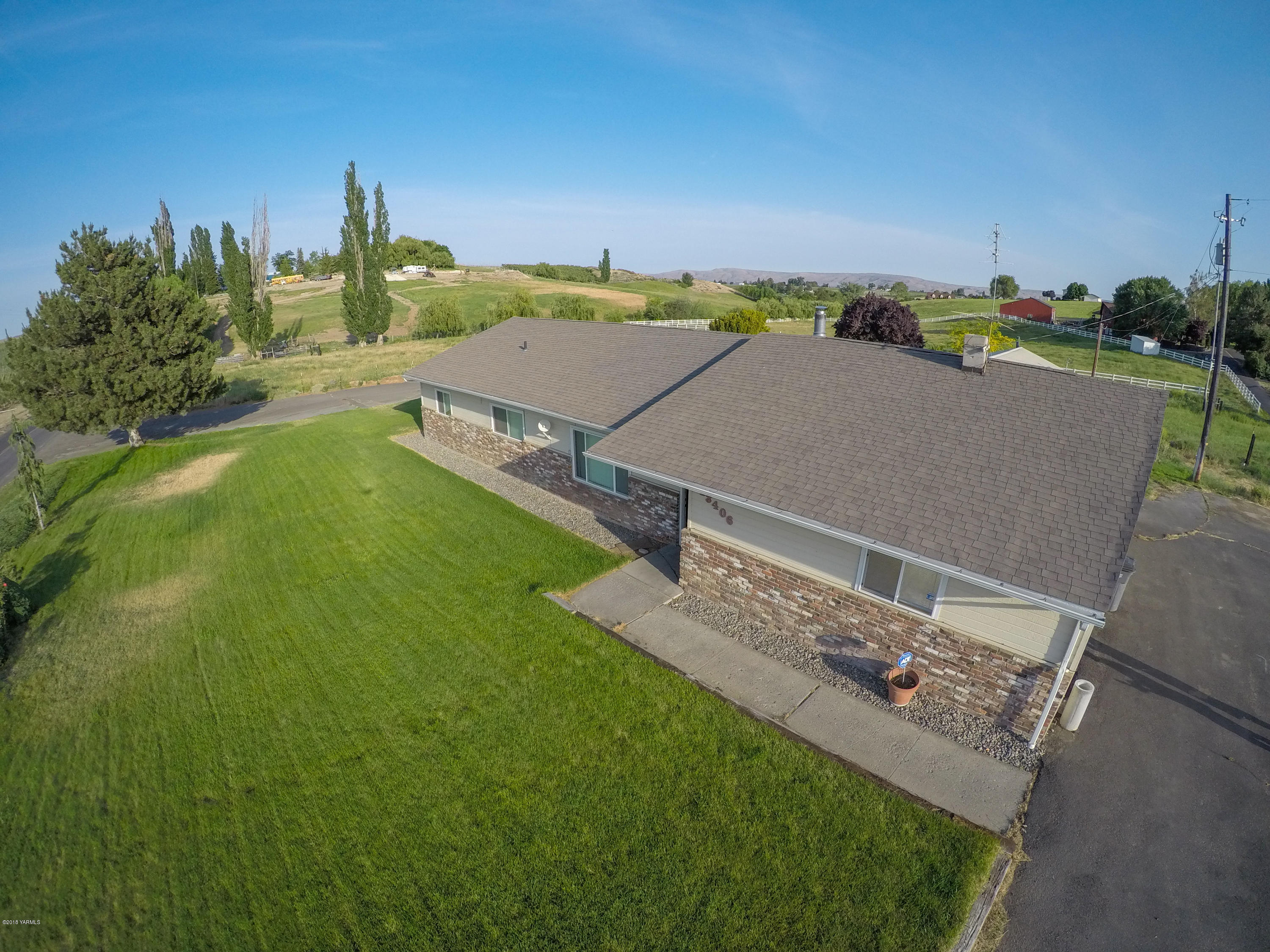 13406 Summitview Ext Road Yakima, WA 98908 - Photo 7 of 26 a view of a city