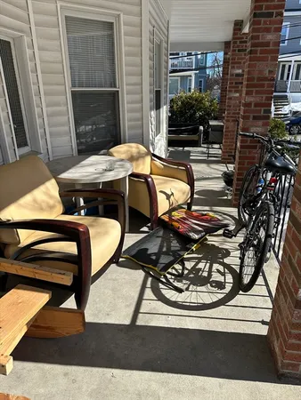 $4,200 | 1 Ossipee Road, Unit 2, Somerville, MA 02144