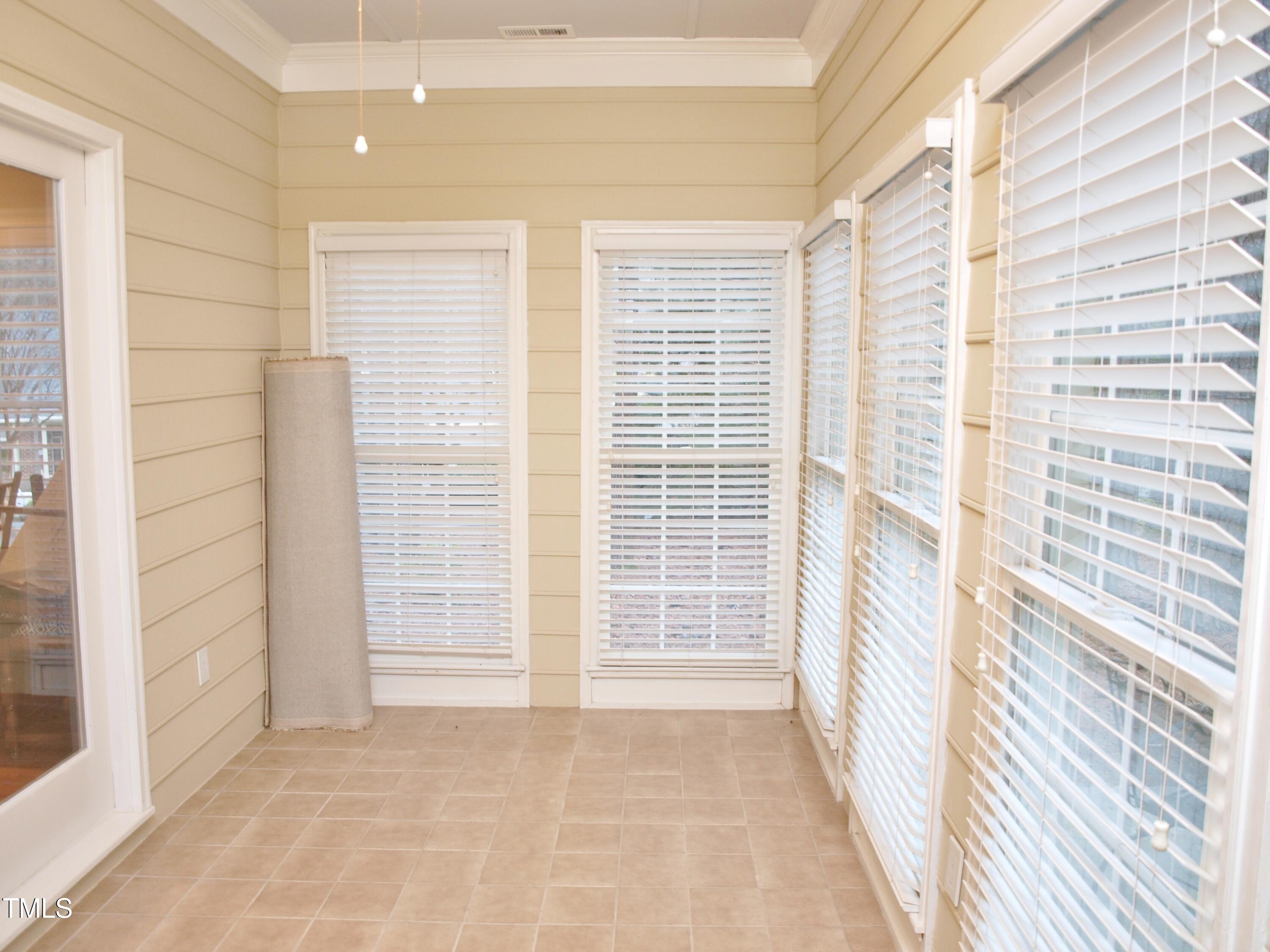 7822 Coach House Lane Raleigh, NC 27615 - Photo 9 of 19 15