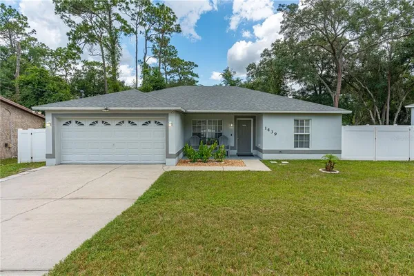 $299,900 | 1439 17th Street, Orange City, FL 32763