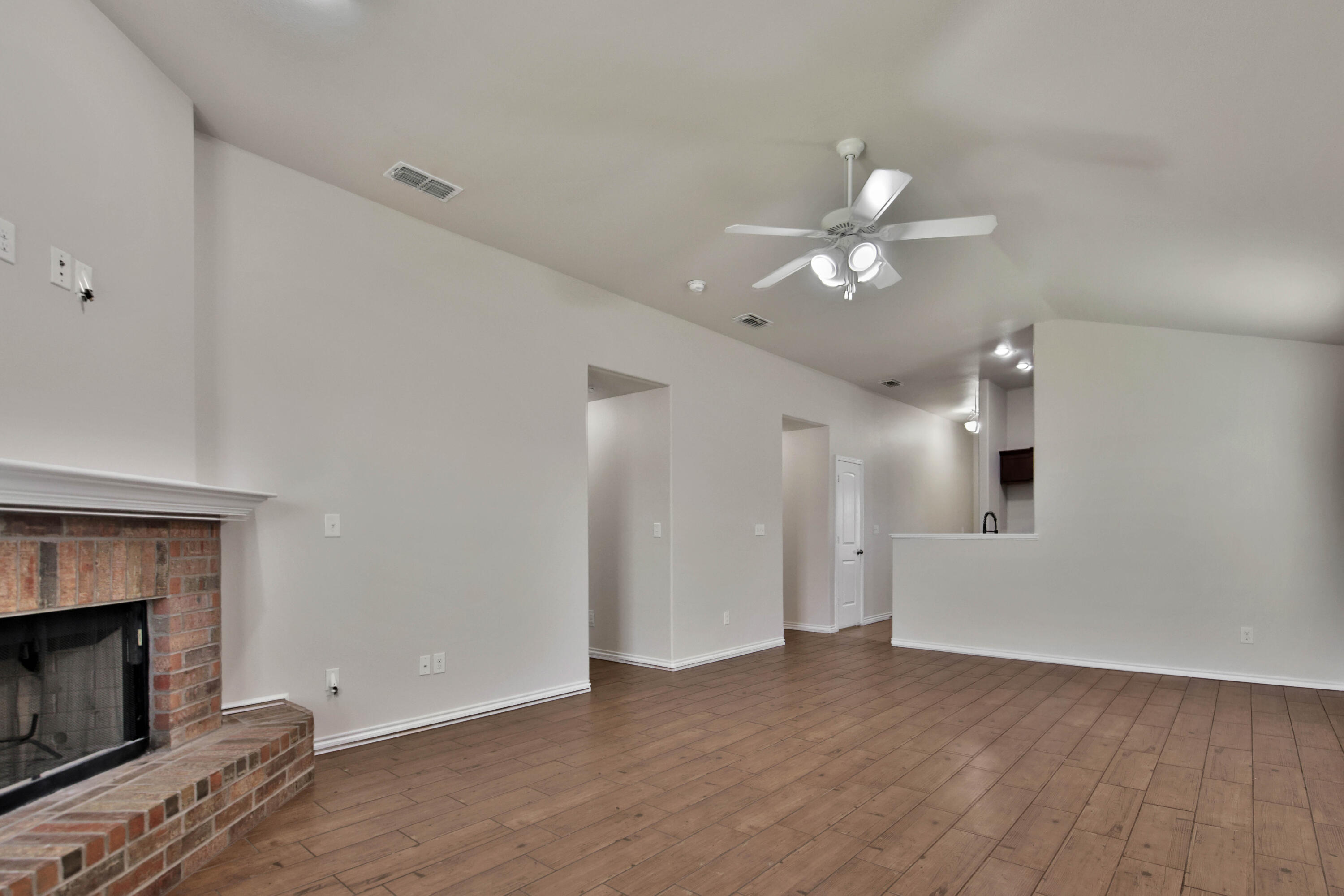 6923 96th Street Lubbock, TX 79424 - Photo 18 of 38 IMG_9502