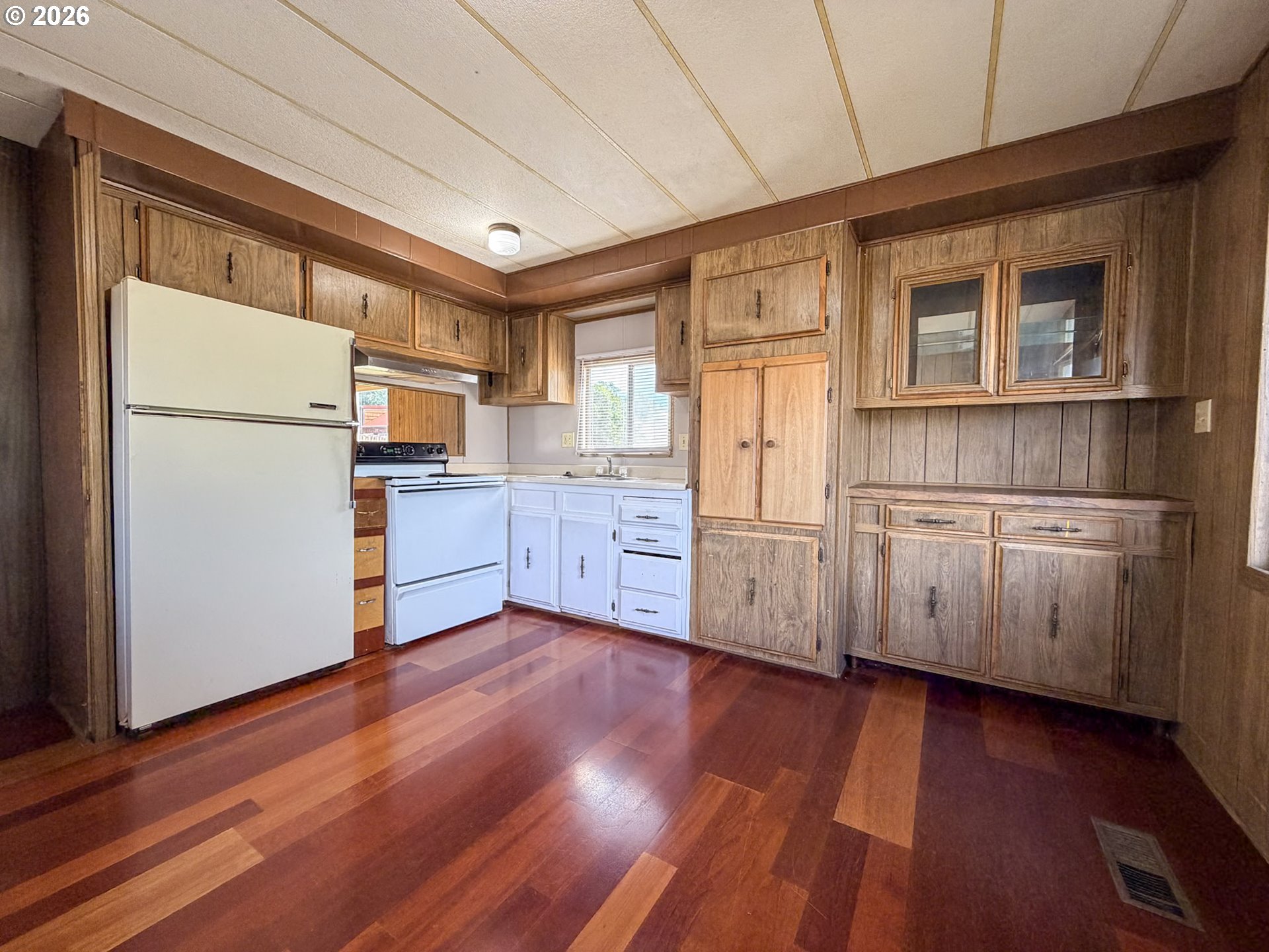 153 Southwest Kilbourne Street Prairie City, OR 97869 - Photo 8 of 23
