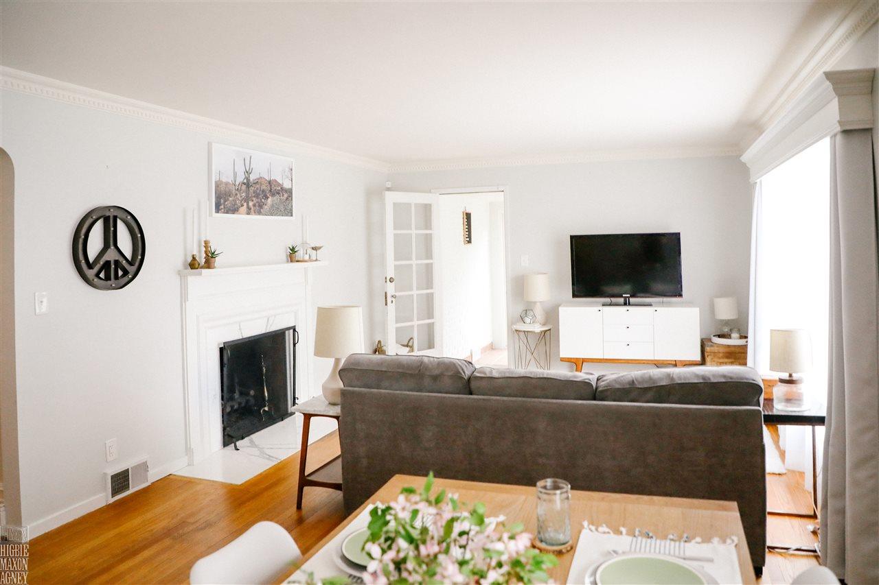 464 Lexington Road Grosse Pointe, MI 48236 - Photo 11 of 42 50012483-10.JPG