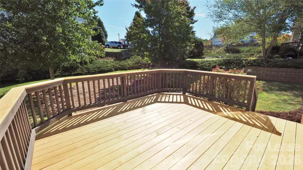 $2,400 | 6860 Lakecrest Court, Denver, NC 28037