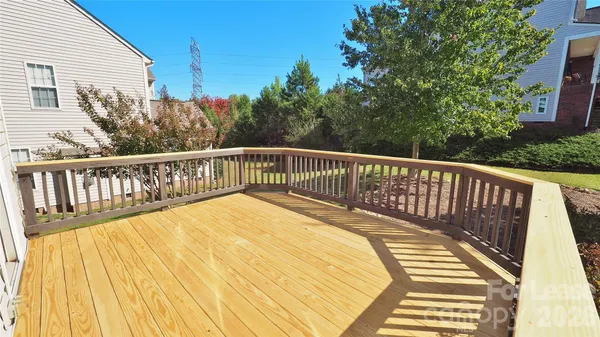 $2,400 | 6860 Lakecrest Court, Denver, NC 28037