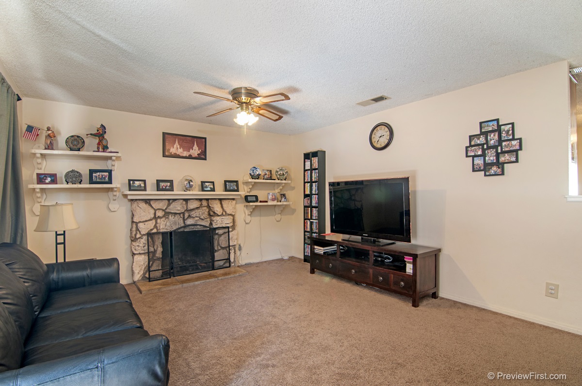 13704 Powers Road Poway, CA 92064 - Photo 7 of 12
