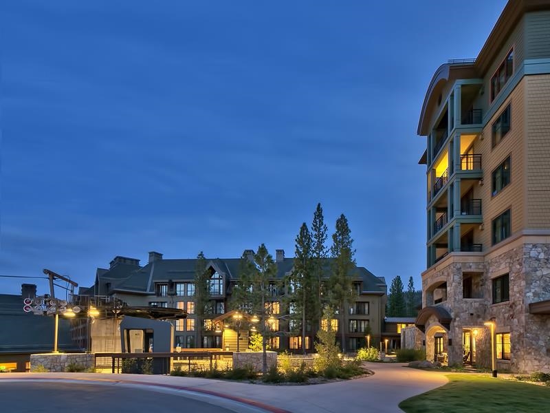 13051 Ritz Carlton Highlands Court, Unit 4308 INTEREST 8 Truckee, CA 96161 - Photo 14 of 26 a view of a city