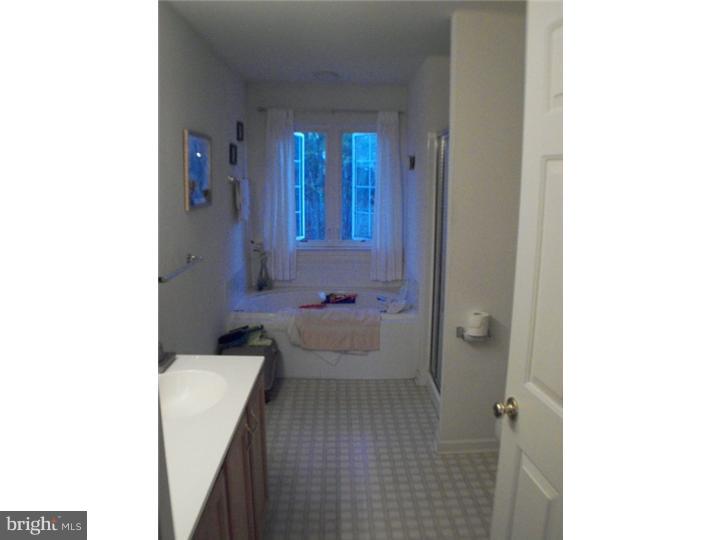 11 Arlington Road Sicklerville, NJ 08081 - Photo 12 of 16 Master Bathroom