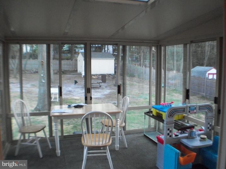 11 Arlington Road Sicklerville, NJ 08081 - Photo 7 of 16 Sun Room