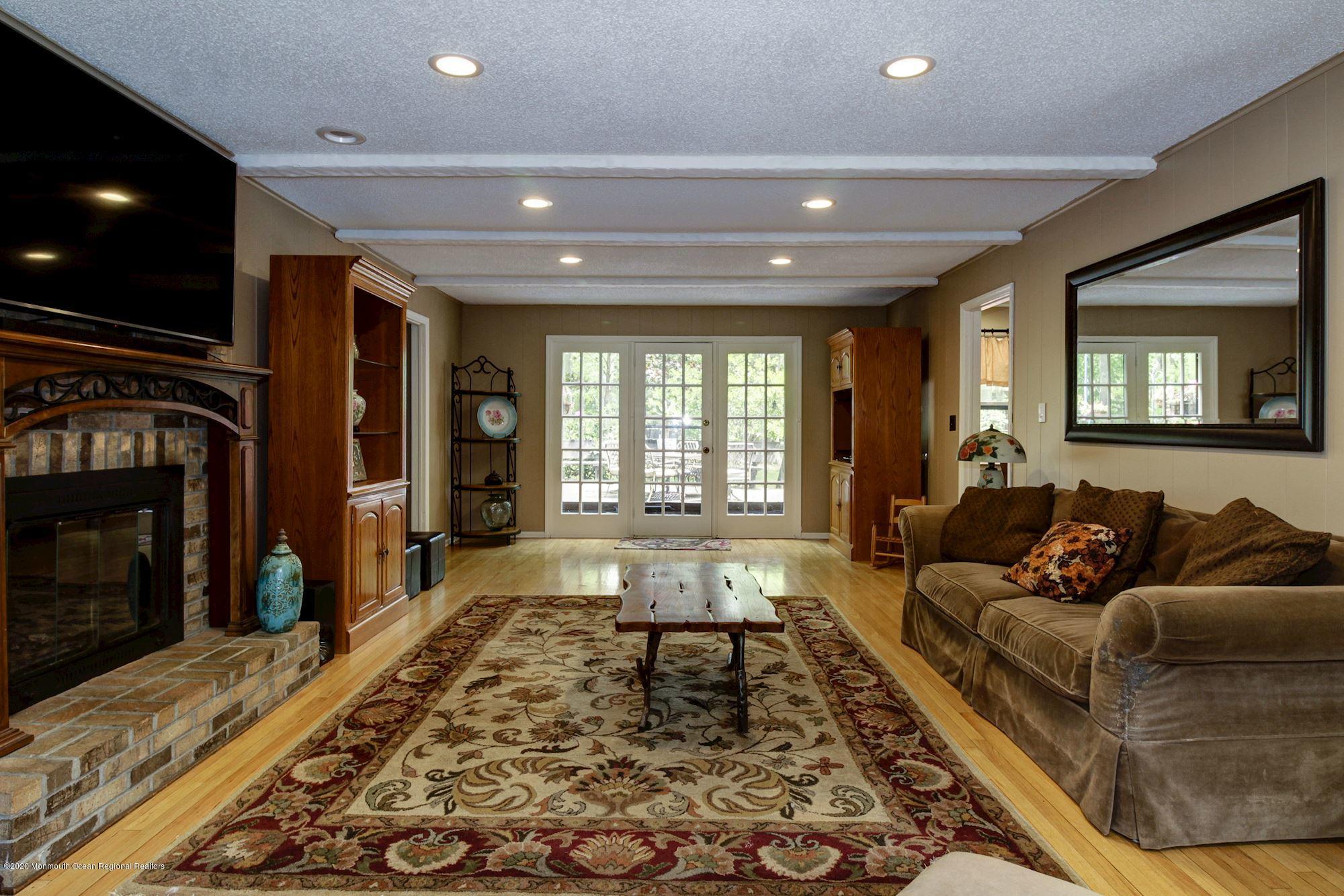 53 Ruby Drive Morganville, NJ 07751 - Photo 17 of 42 016_53_RUBY_DR_295668_540679