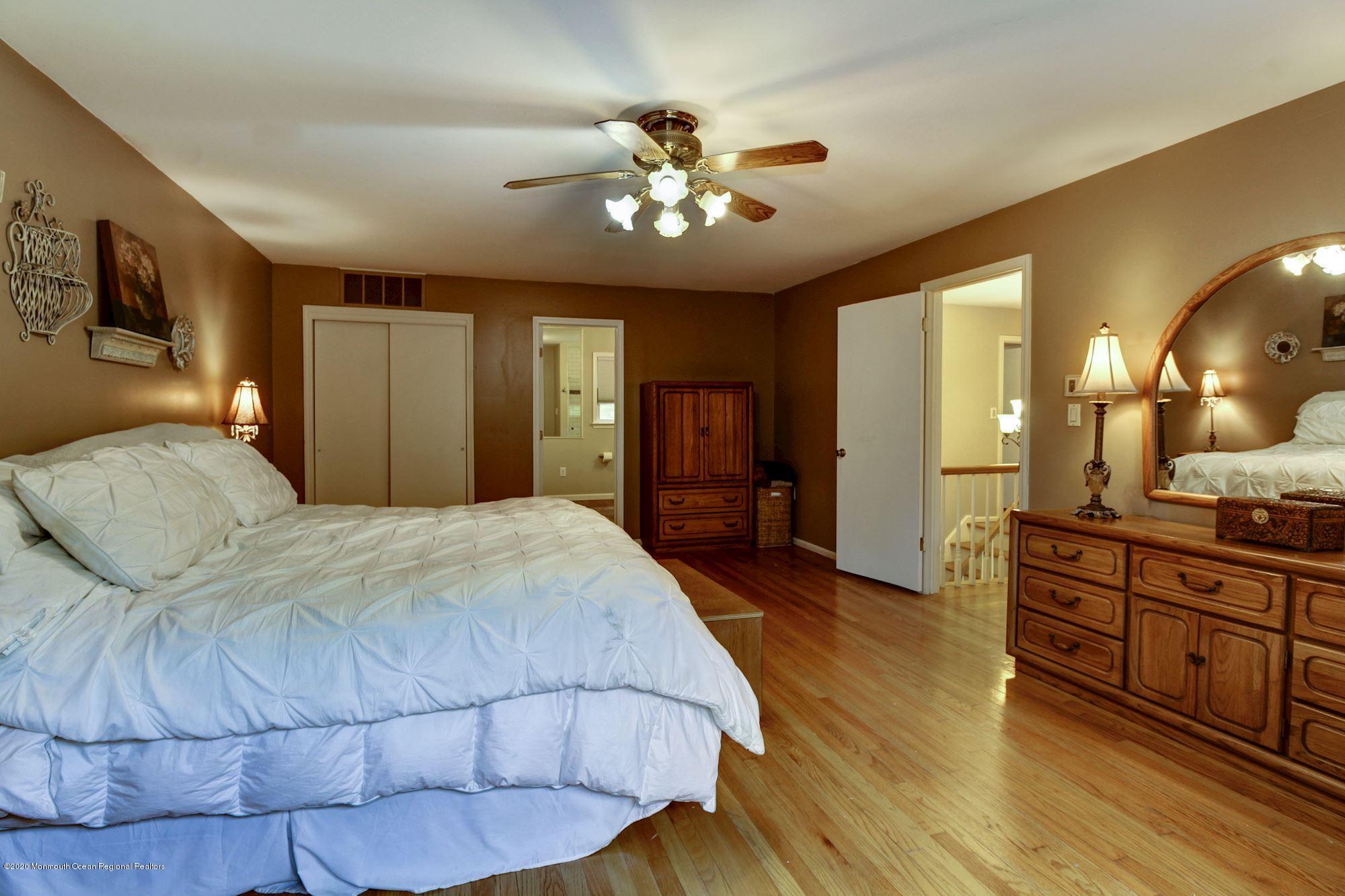 53 Ruby Drive Morganville, NJ 07751 - Photo 23 of 42 024_53_RUBY_DR_295668_540679