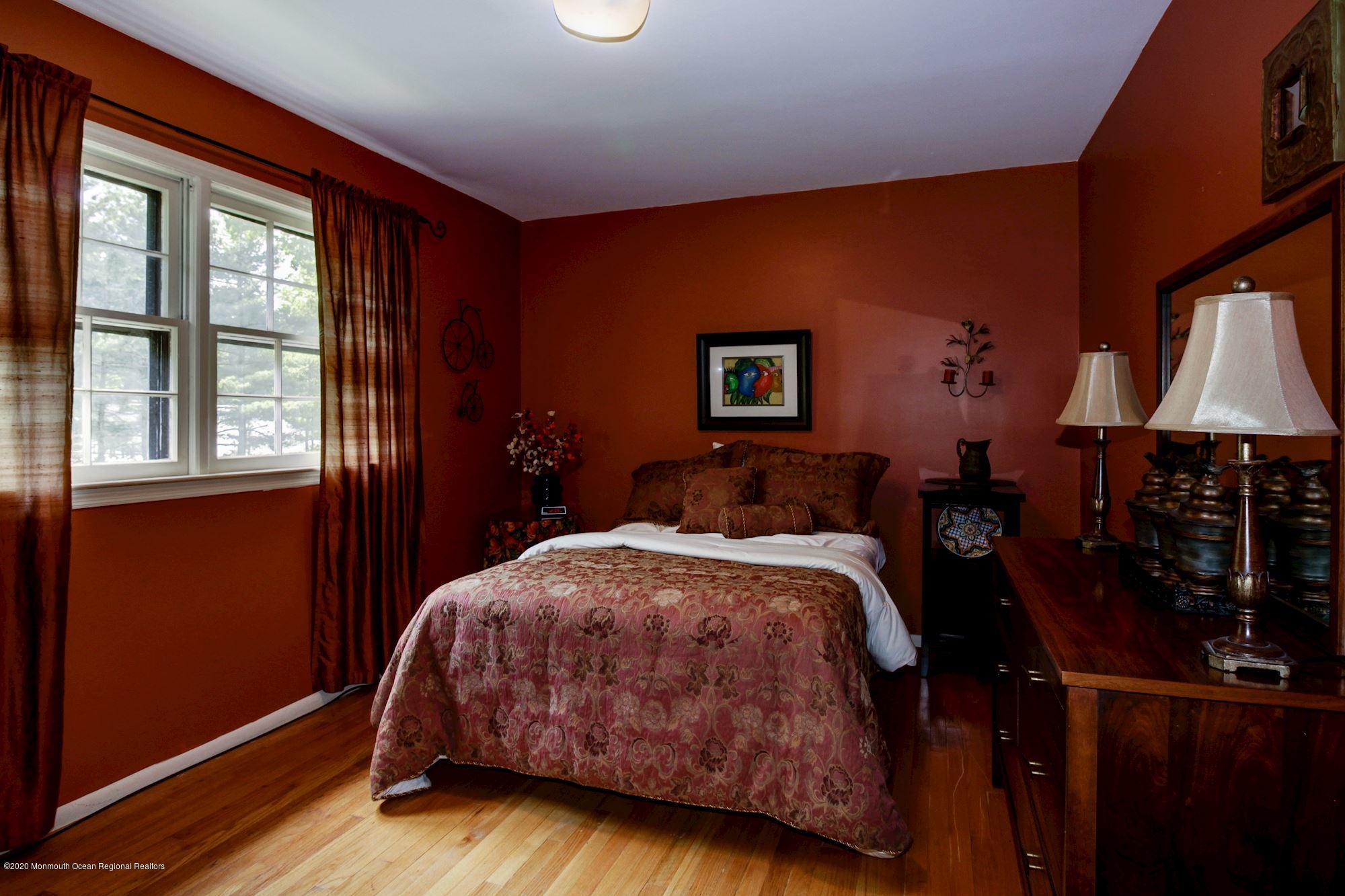 53 Ruby Drive Morganville, NJ 07751 - Photo 25 of 42 026_53_RUBY_DR_295668_540679