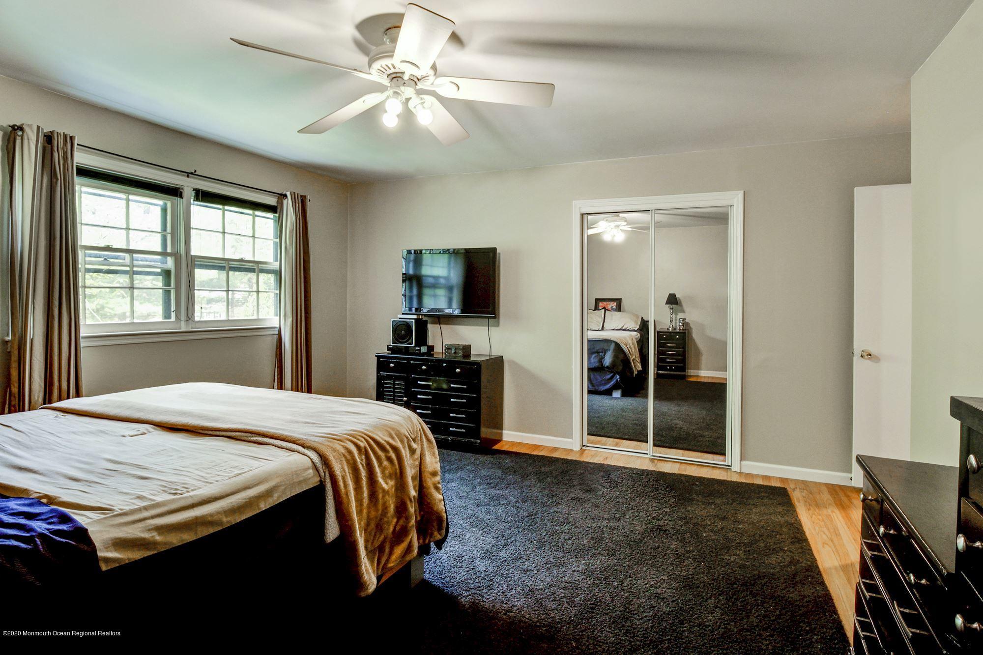 53 Ruby Drive Morganville, NJ 07751 - Photo 28 of 42 042_53_RUBY_DR_295668_540817