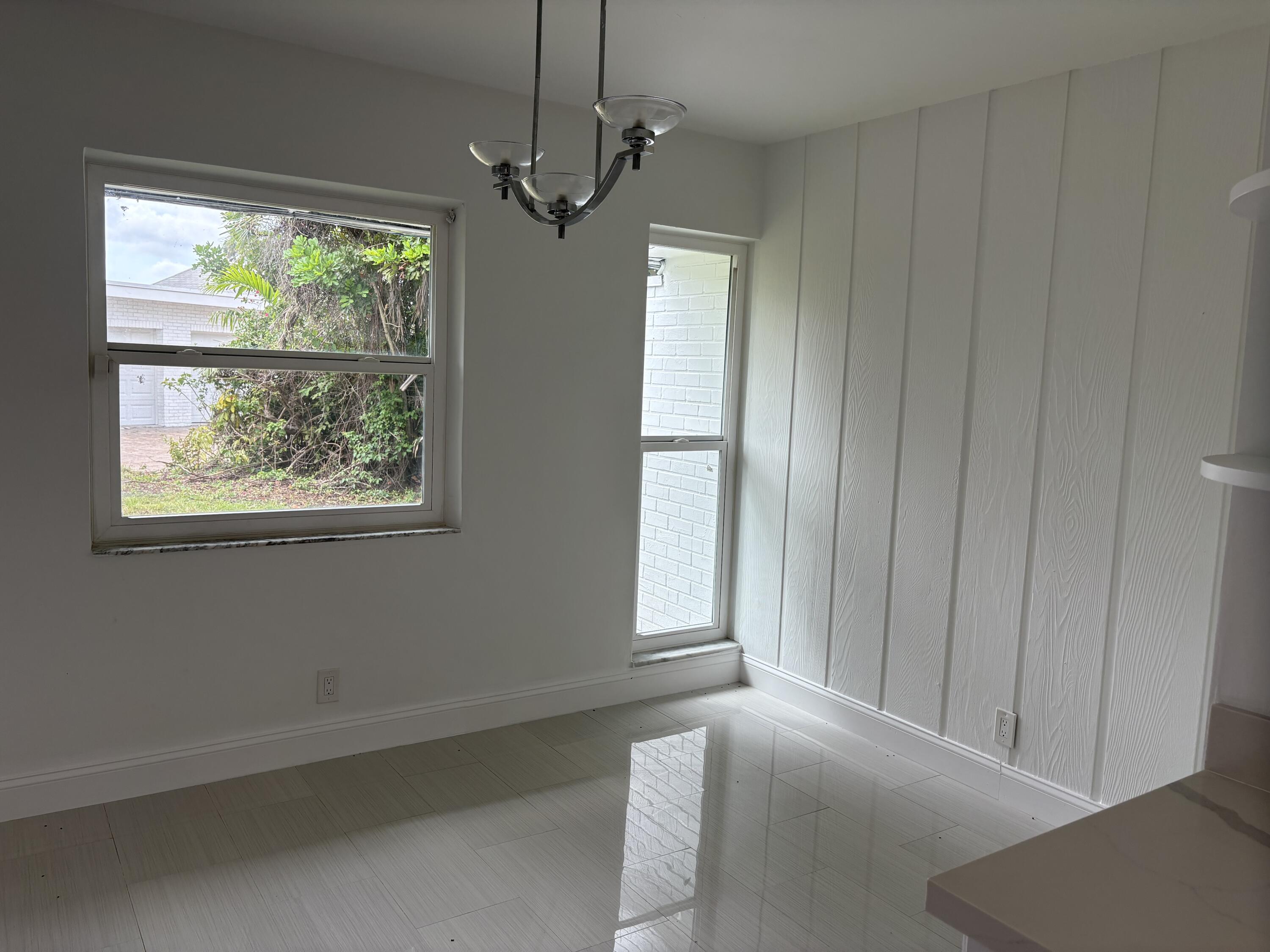 5904 Cedar Circle Tamarac, FL 33319 - Photo 8 of 23