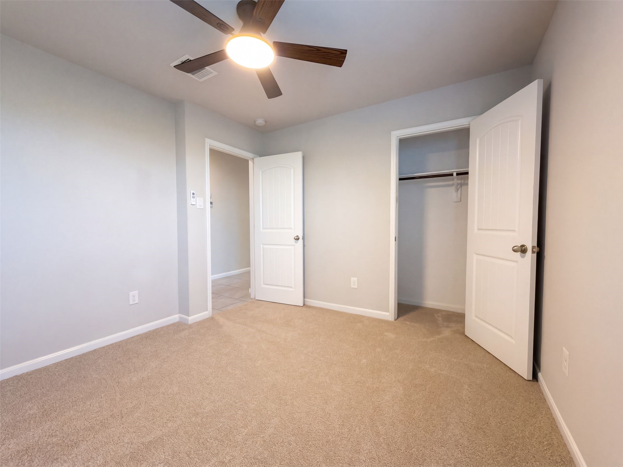 8322 Oakleaf Meadow Court Rosharon, TX 77583 - Photo 14 of 23 Gallery Image 14