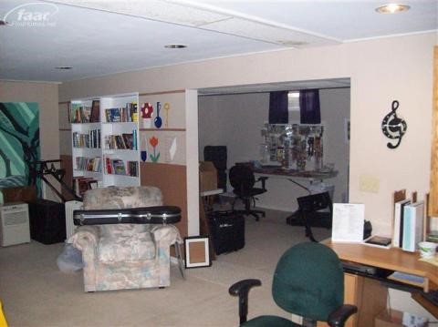 5496 East Stanley Road Flint, MI 48506 - Photo 15 of 37 20352498-14.JPG