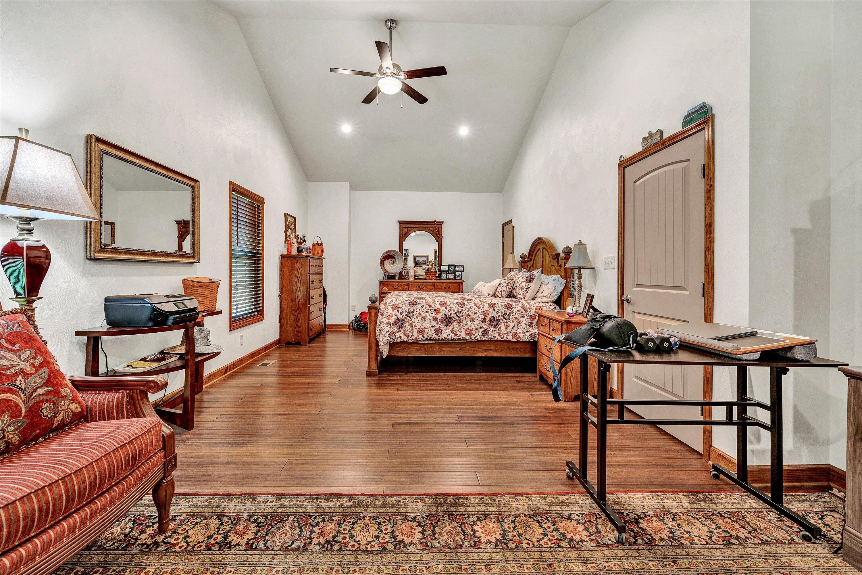 887 Thornblade Way Blue Ridge, VA 24064 - Photo 26 of 56 27-053120240025