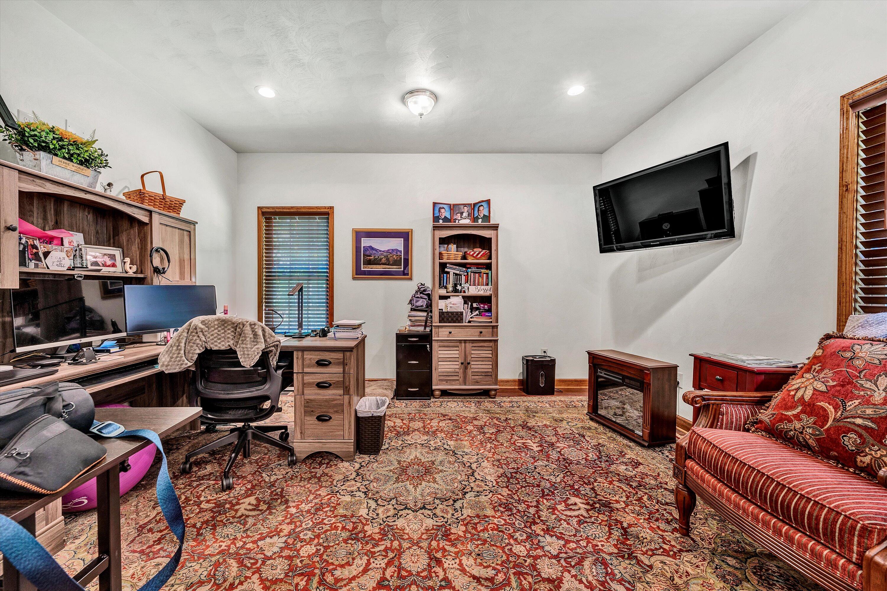 887 Thornblade Way Blue Ridge, VA 24064 - Photo 28 of 56 29-053120240027