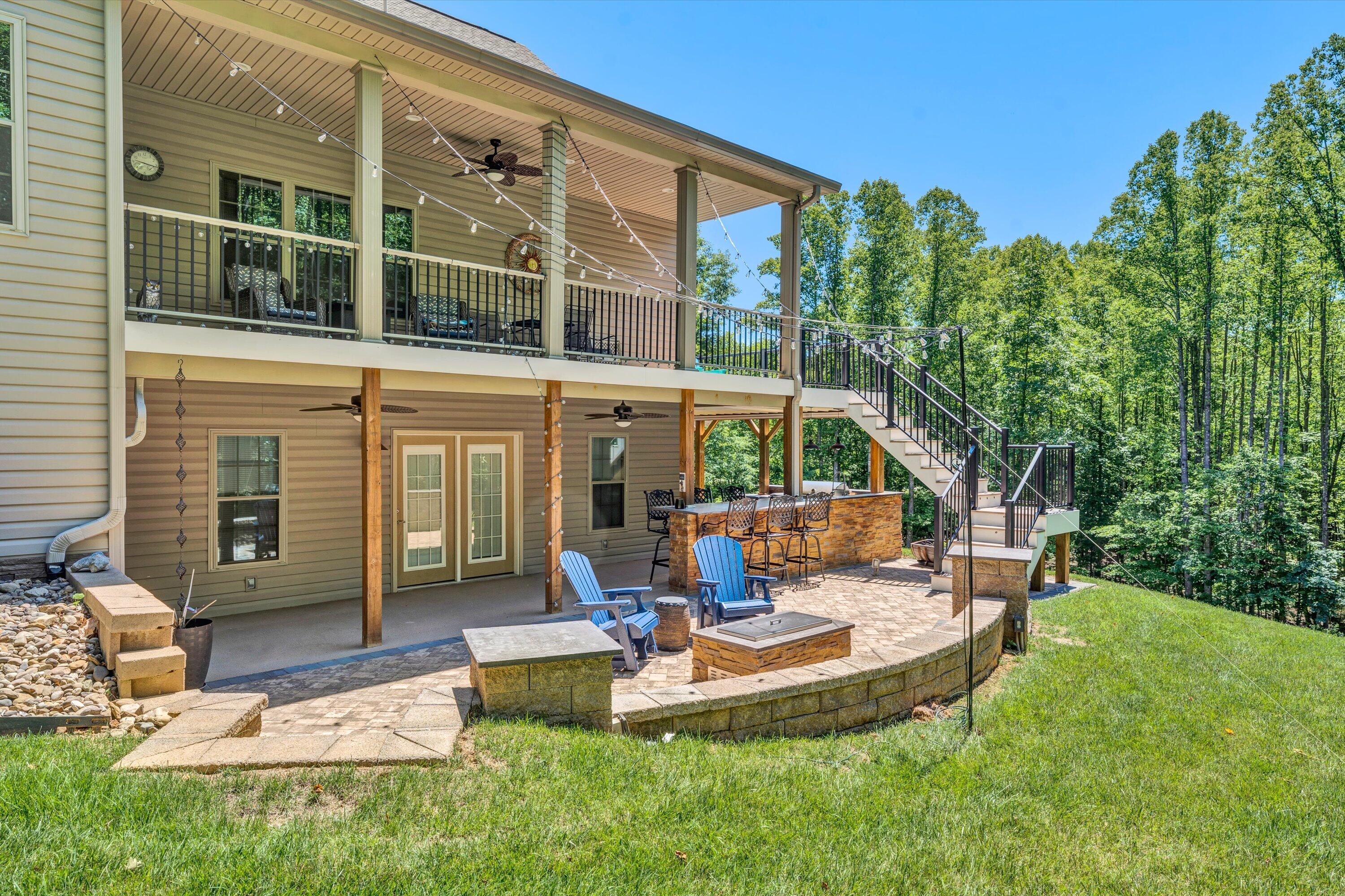 887 Thornblade Way Blue Ridge, VA 24064 - Photo 51 of 56 52-053120240047