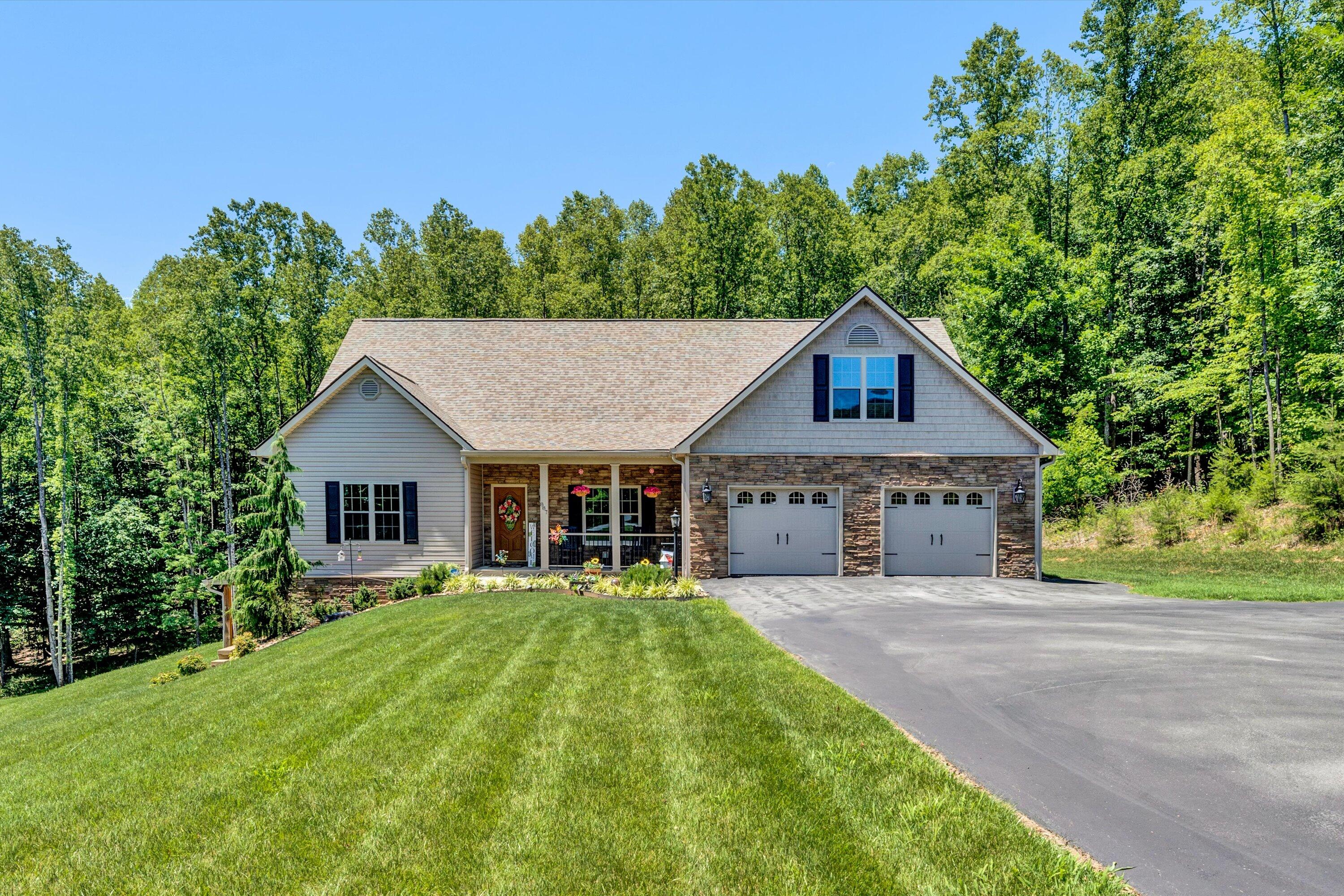 887 Thornblade Way Blue Ridge, VA 24064 - Photo 56 of 56 59-053120240059