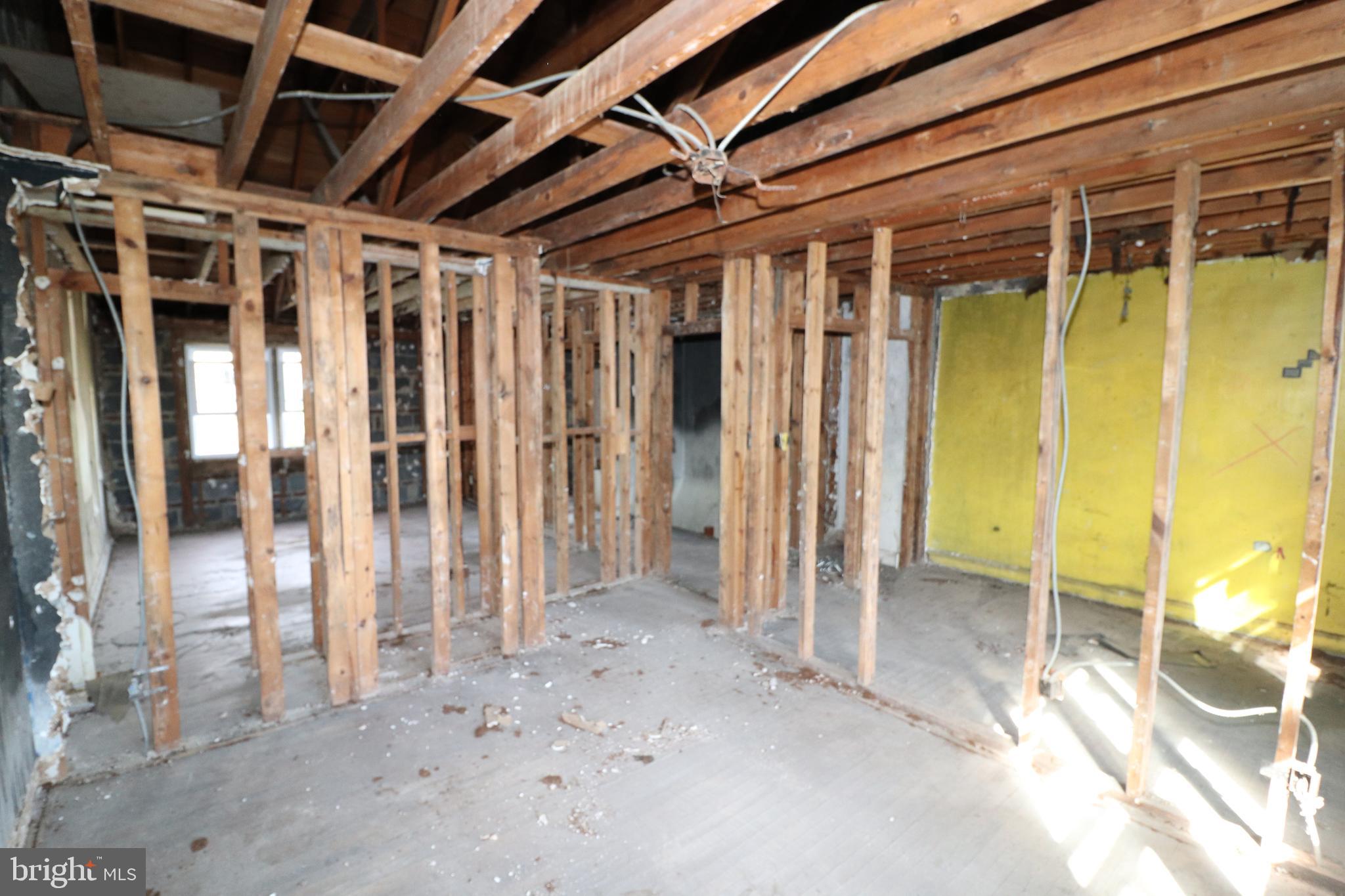 5415 Lothian Road Baltimore, MD 21212 - Photo 4 of 10 Main Floor