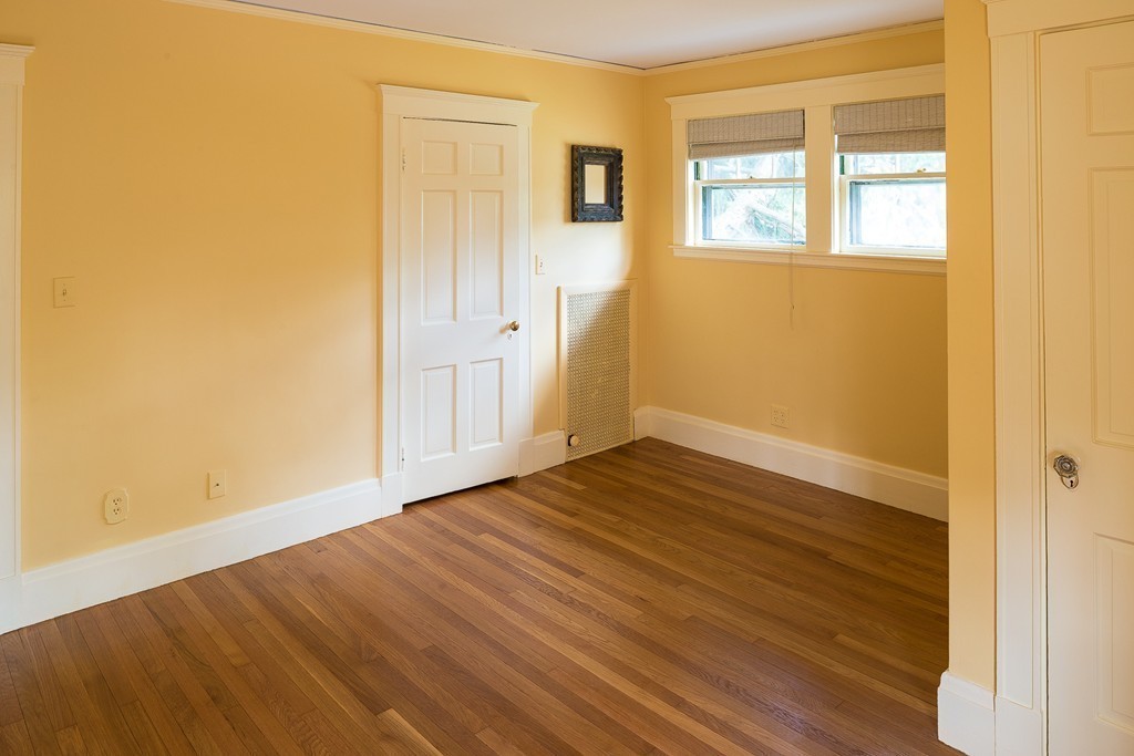 50 Pilgrim Road Marblehead, MA 01945 - Photo 9 of 21