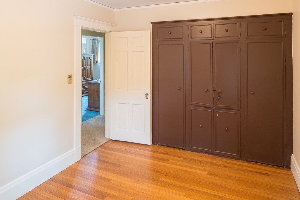 50 Pilgrim Road Marblehead, MA 01945 - Photo 10 of 21