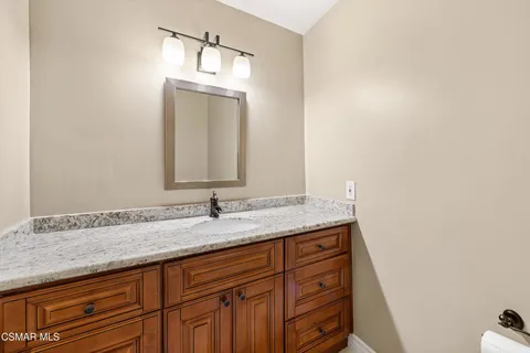 $699,999 | 4950 Louise Avenue, Unit 301, Encino, CA 91316