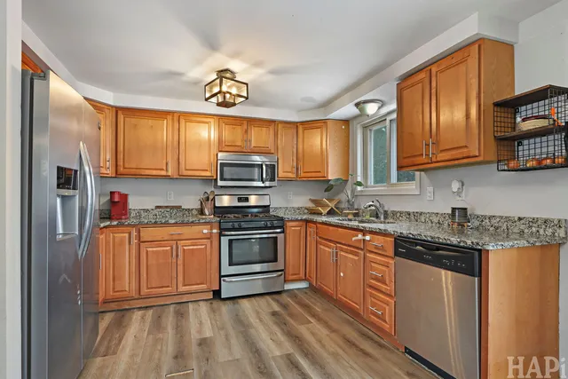 $255,000 | 2808 Cherry Drive, Wonder Lake, IL 60097