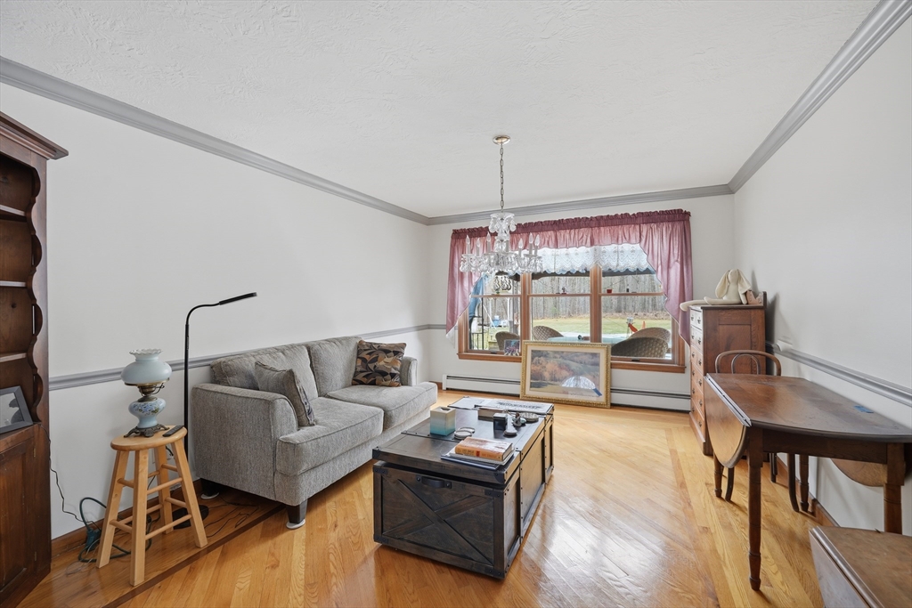 458 Montgomery Road Westfield, MA 01085 - Photo 19 of 42