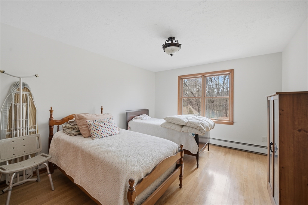 458 Montgomery Road Westfield, MA 01085 - Photo 28 of 42