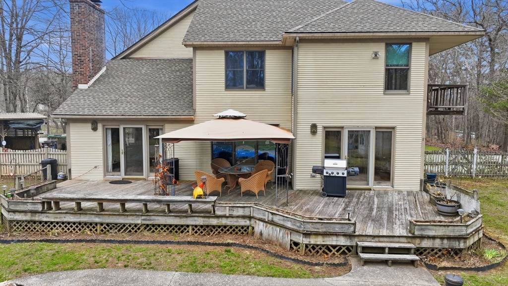 458 Montgomery Road Westfield, MA 01085 - Photo 37 of 42