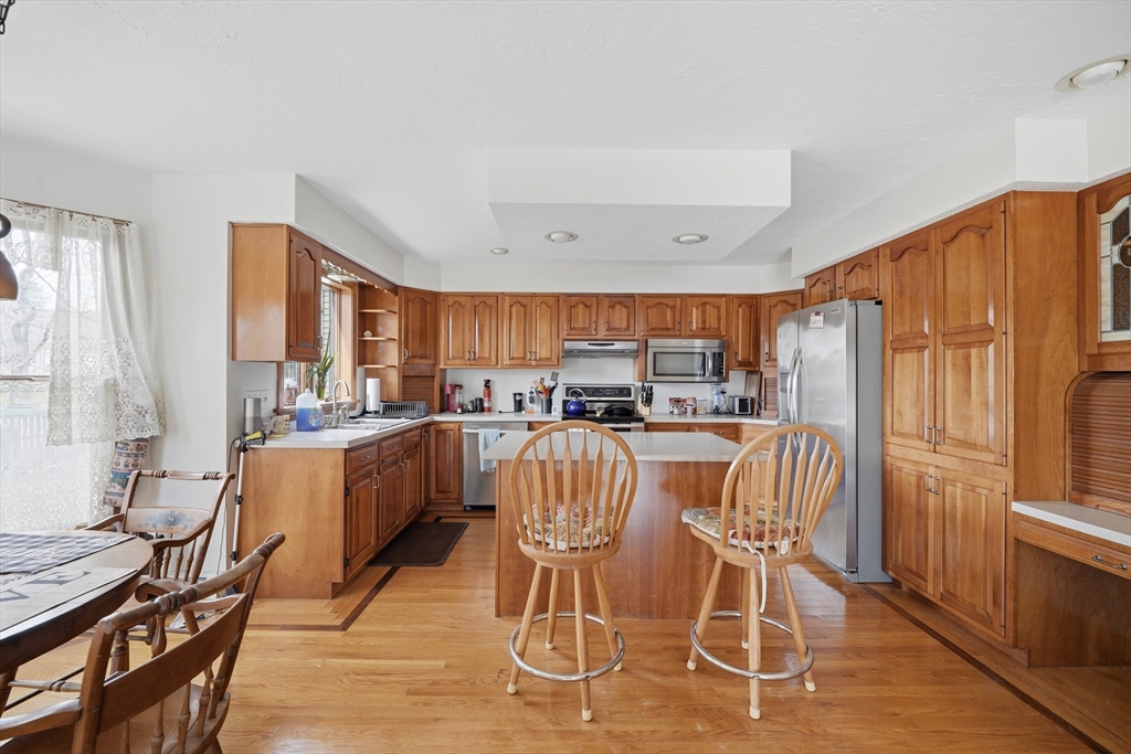 458 Montgomery Road Westfield, MA 01085 - Photo 10 of 42