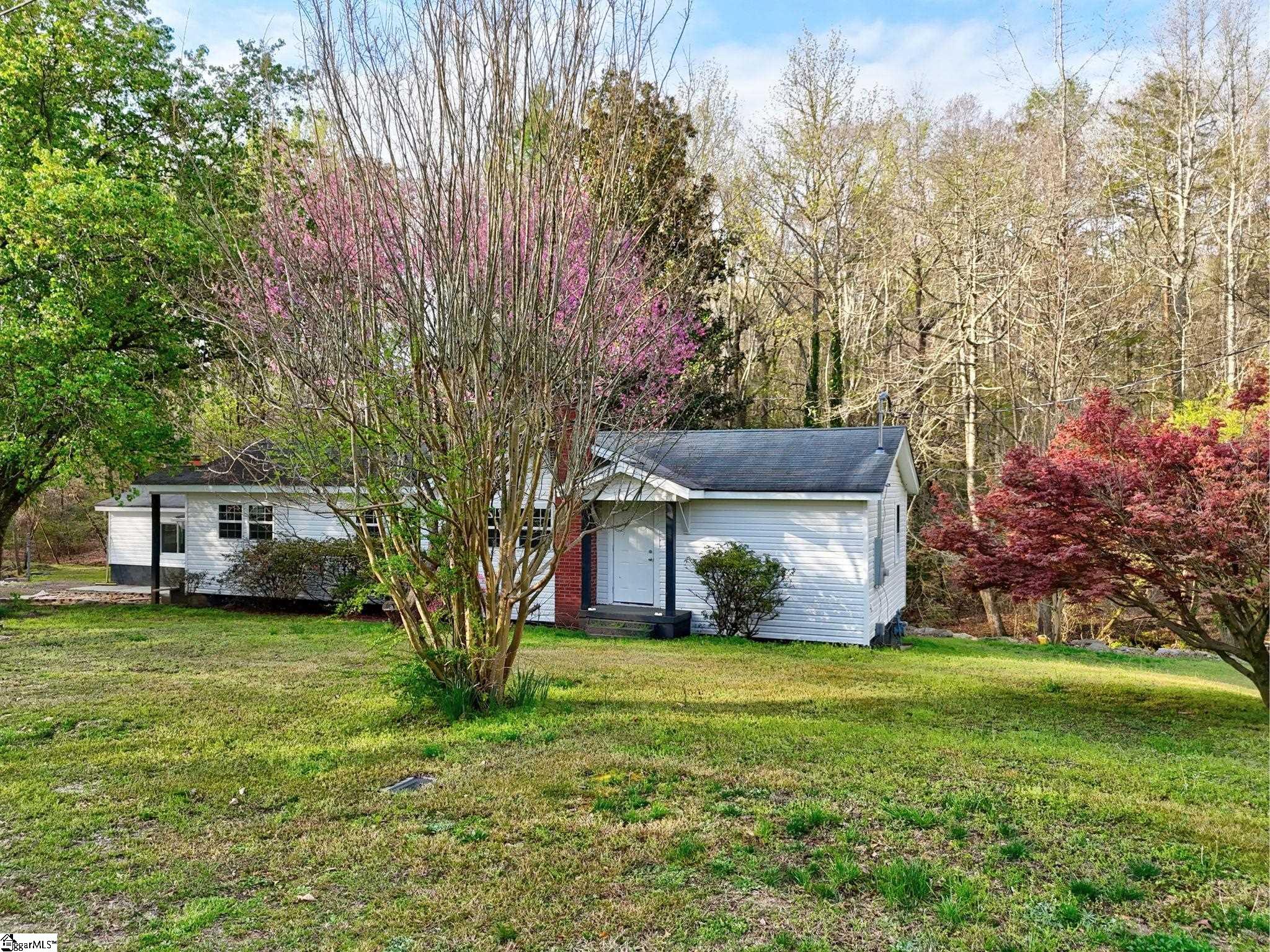 303 Garren Road Belton, SC 29627 - Photo 27 of 42