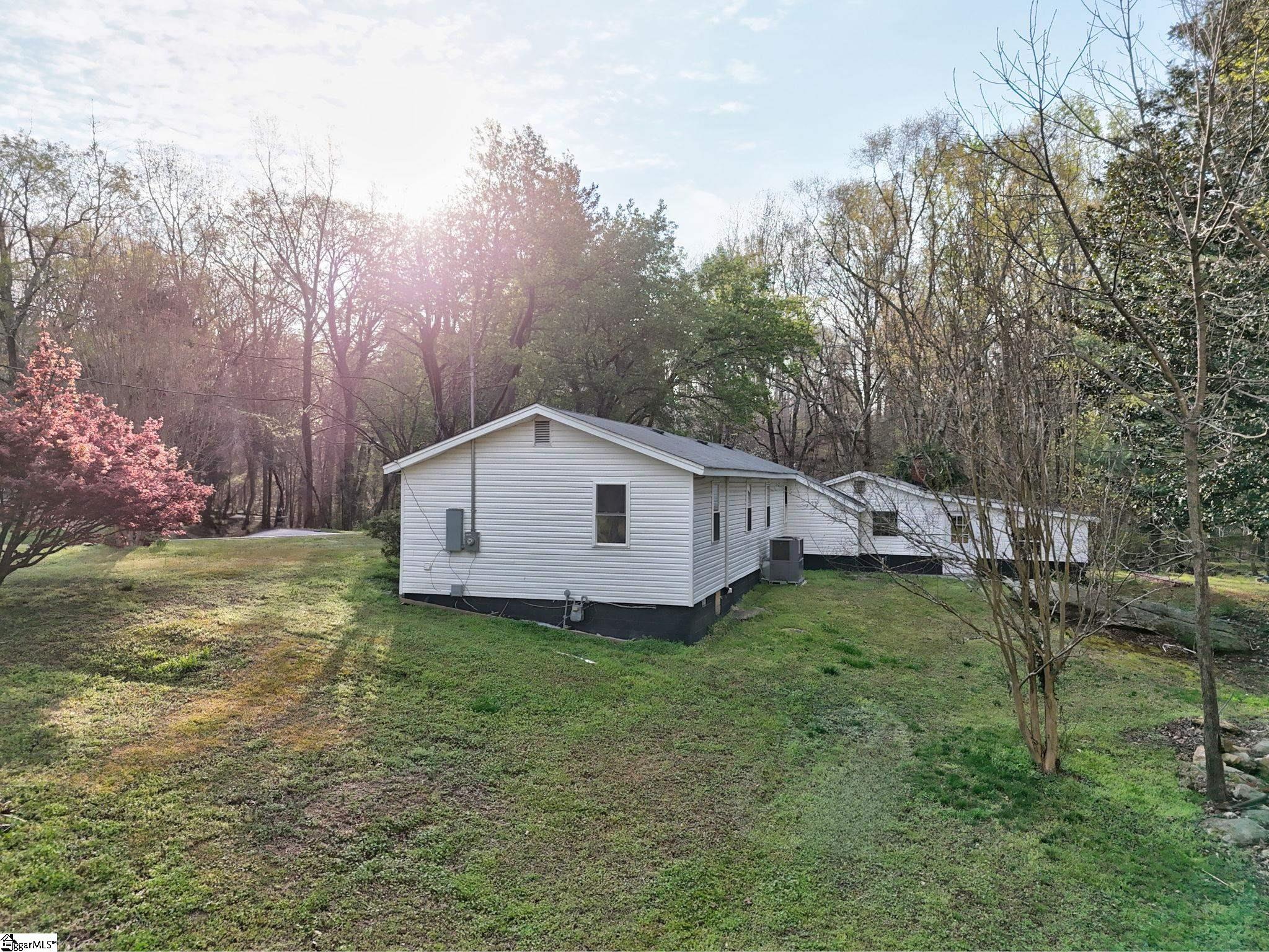 303 Garren Road Belton, SC 29627 - Photo 29 of 42