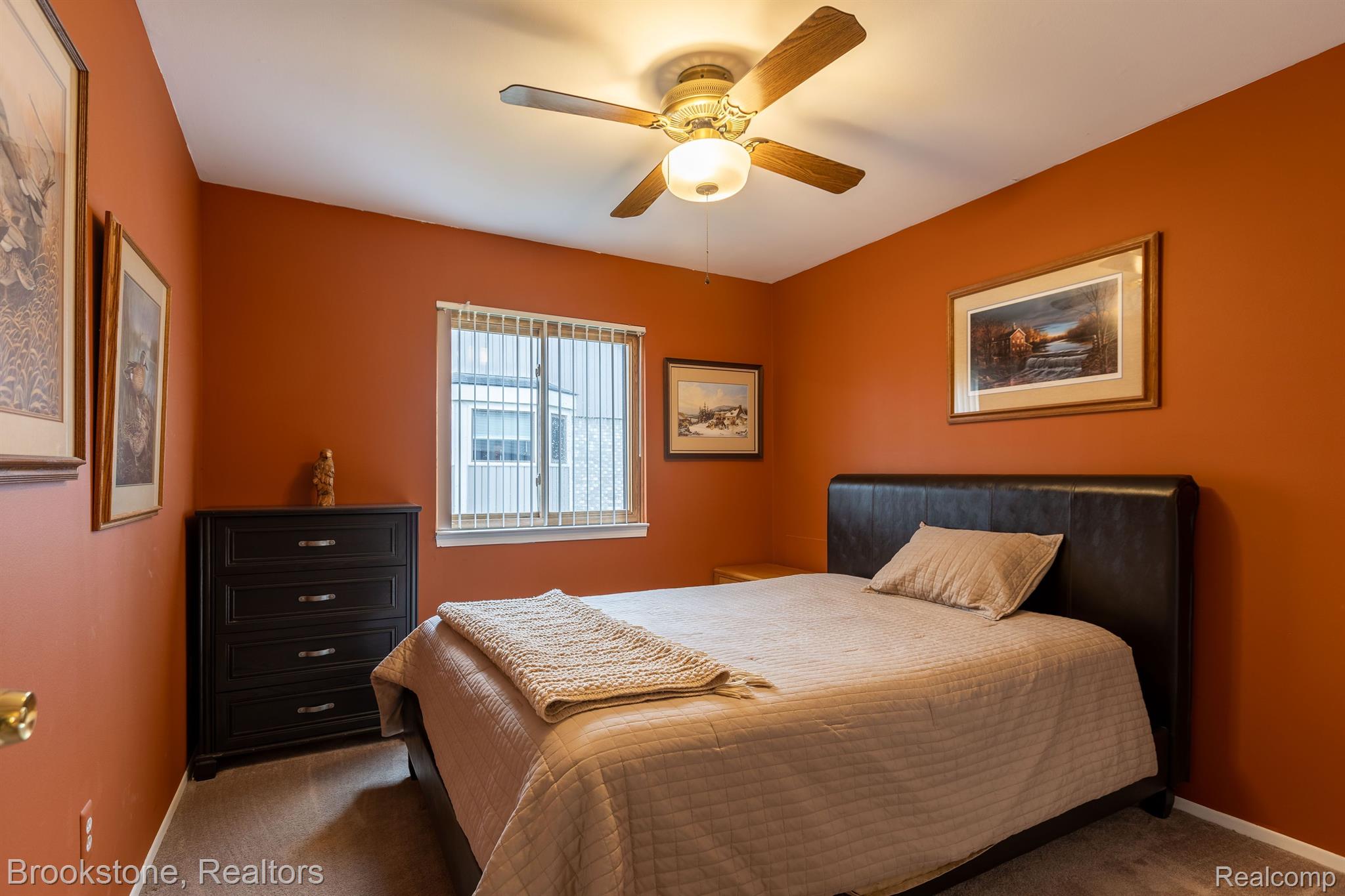 2098 Highsplint Drive Rochester, MI 48307 - Photo 21 of 31 Gallery Image 21