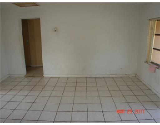 3058 Thelma Road Palm Springs, FL 33406 - Photo 6 of 16 Additional Photo