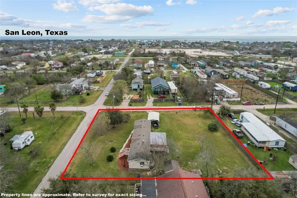 $195,000 | 706 11th Street, San Leon, TX 77539