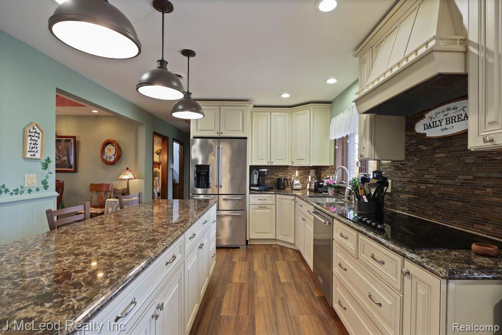 4922 Barnes Road Millington, MI 48746 - Photo 18 of 96